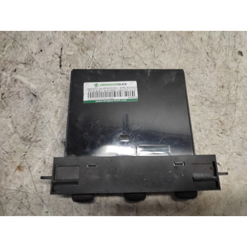 Recambio de mando calefaccion / aire acondicionado para mitsubishi montero (v60/v70) 3.2 di-d boss (3-ptas.) referencia OEM IAM - Gris 2