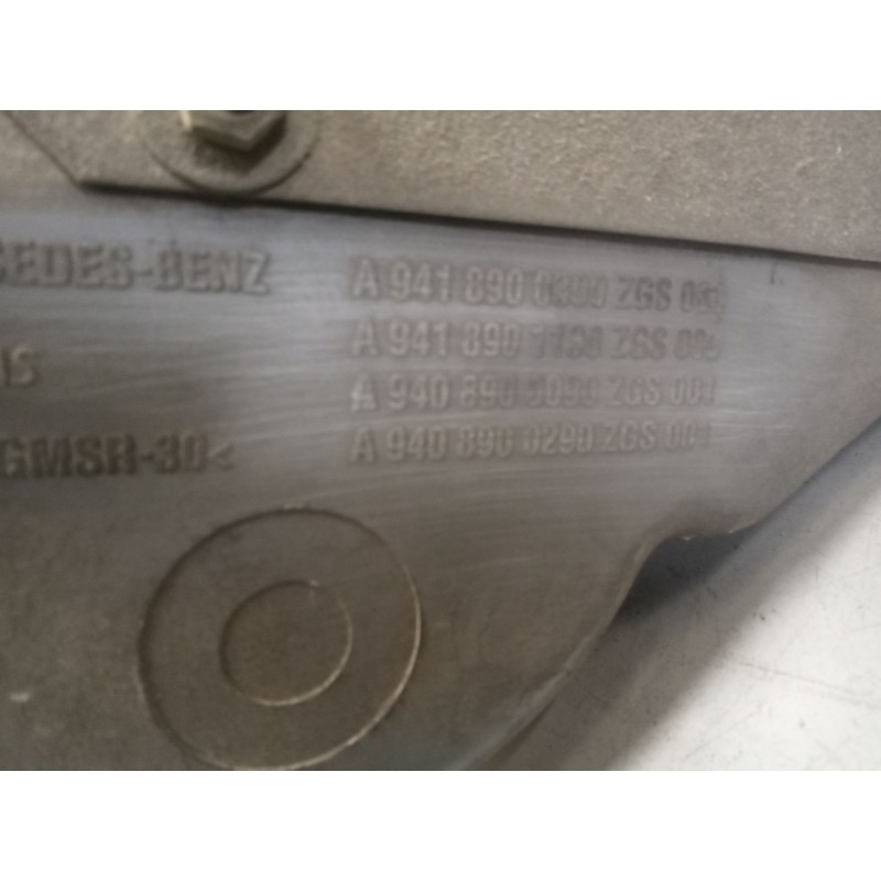Recambio de moldura trasera cabina para mercedes-benz atego 2-ejes 18 t /bm 950/2/4 6.4 diesel (om 906 la) referencia OEM IAM A9 - Blanco 2