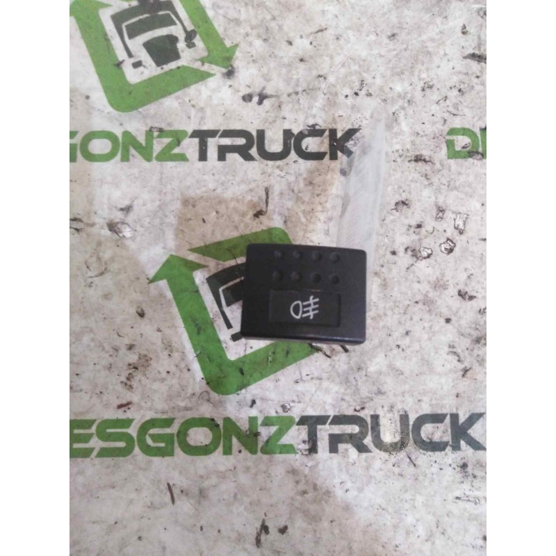 Recambio de boton antiniebla para nissan trucks atleon 130.21 referencia OEM IAM 253709X101  