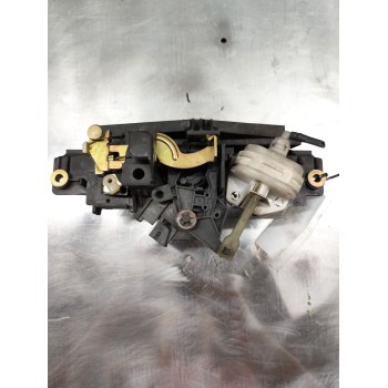 Recambio de cerradura maletero / porton para audi a3 (8l) 1.9 tdi referencia OEM IAM 8D9827565H  3PINES