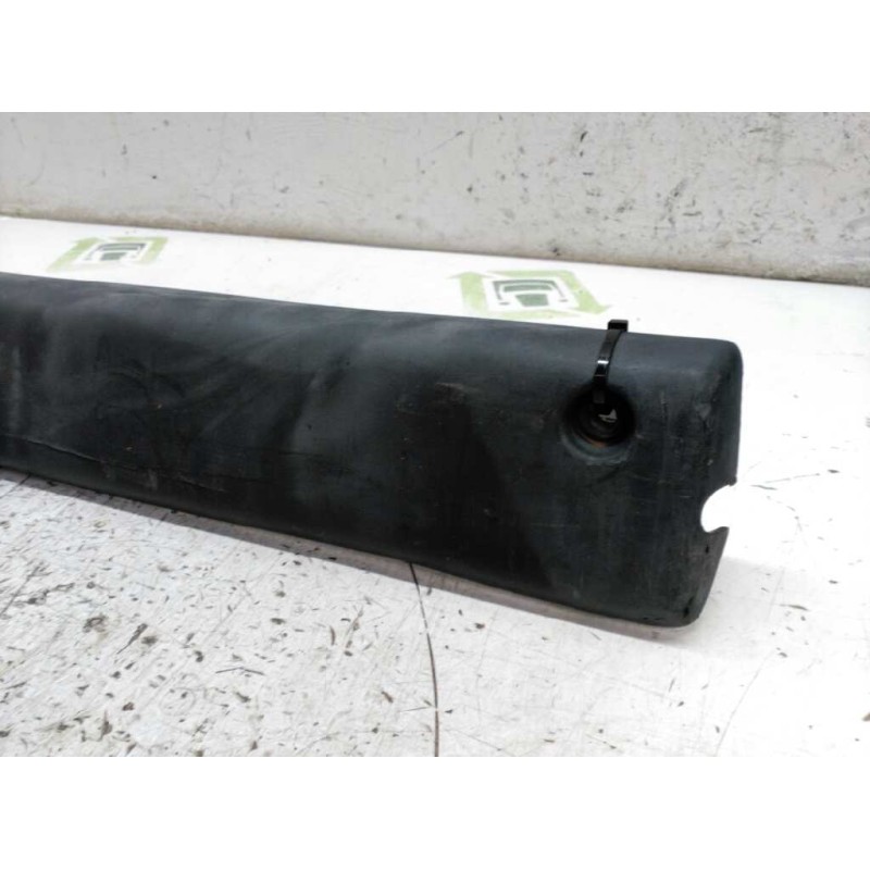 Recambio de moldura para renault master desde '98 referencia OEM IAM 770 PUERTA CORREDERA DERECHA 126 , 5 CM - Blanco 3