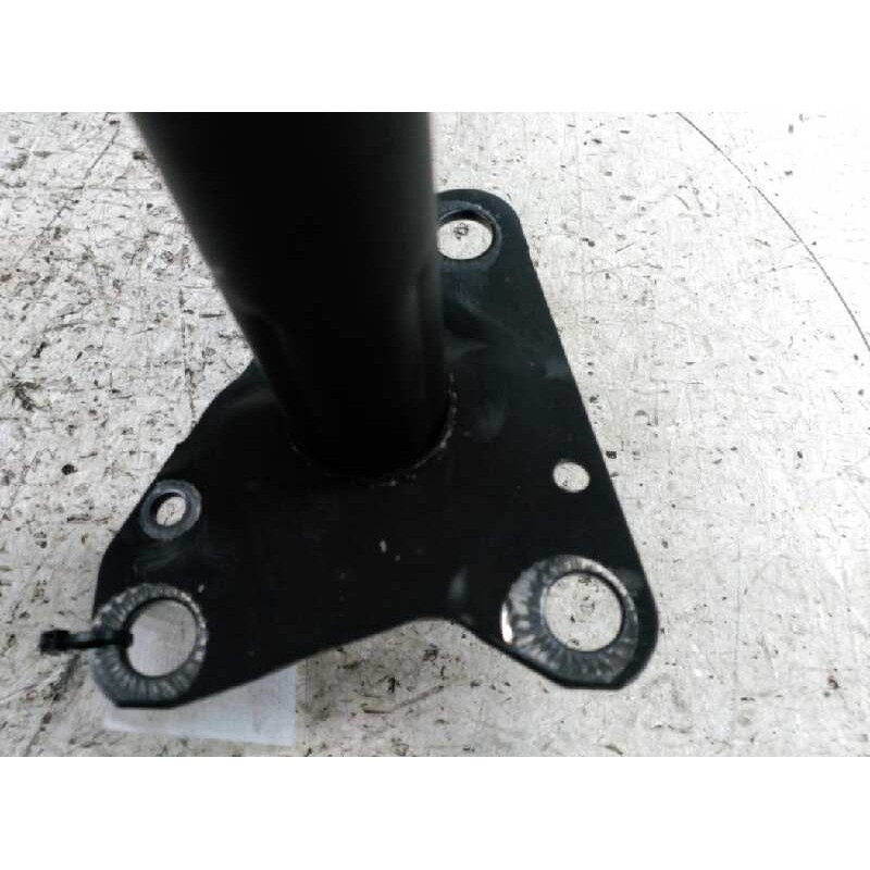 Recambio de soportes paragolpes para peugeot 407 st sport referencia OEM IAM  DELANTERO DERECHO - Verde 4