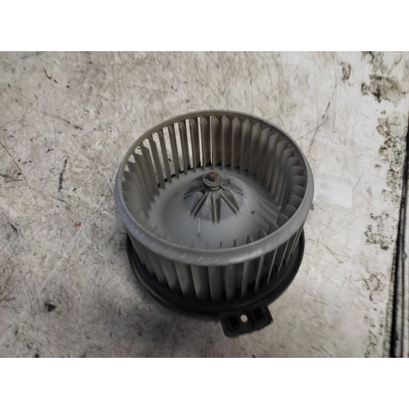 Recambio de ventilador calefaccion para mitsubishi montero (v60/v70) 3.2 di-d boss (3-ptas.) referencia OEM IAM 19400051029B 2 P - Gris