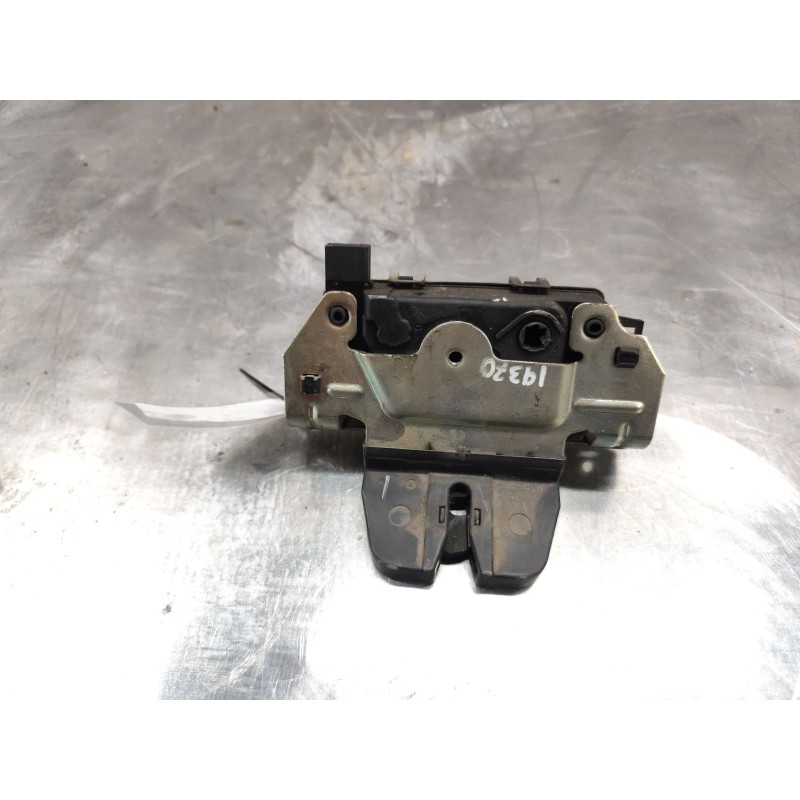 Recambio de cerradura maletero / porton para opel astra gtc 1.9 cdti referencia OEM IAM 172853395 - Gris 3