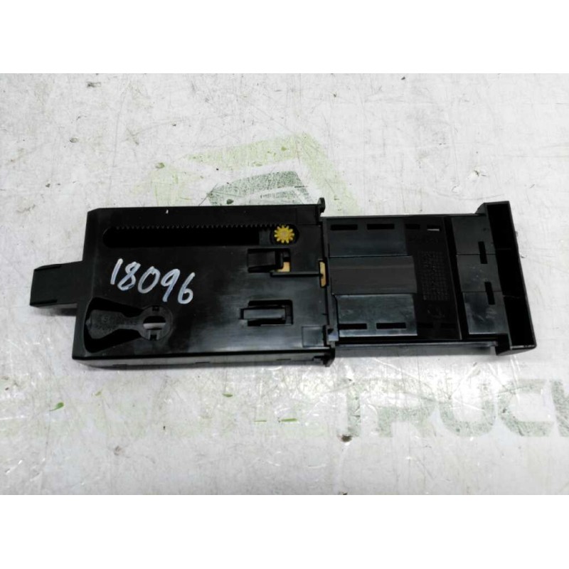 Recambio de porta tarjetas para seat cordoba berlina (6k2) sport referencia OEM IAM 2