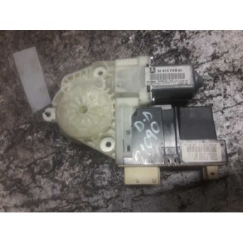 MOTOR ELEVALUNAS DELANTERO DERECHO 9681574880 965496100 20/6 PINS