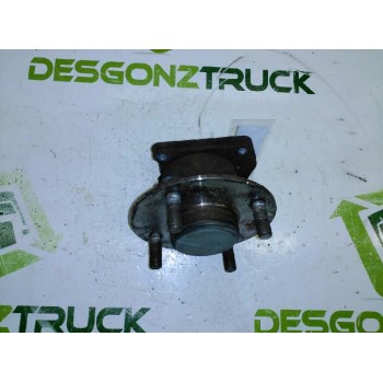 Recambio de buje trasero izquierdo para ford fiesta berlina ghia referencia OEM IAM   