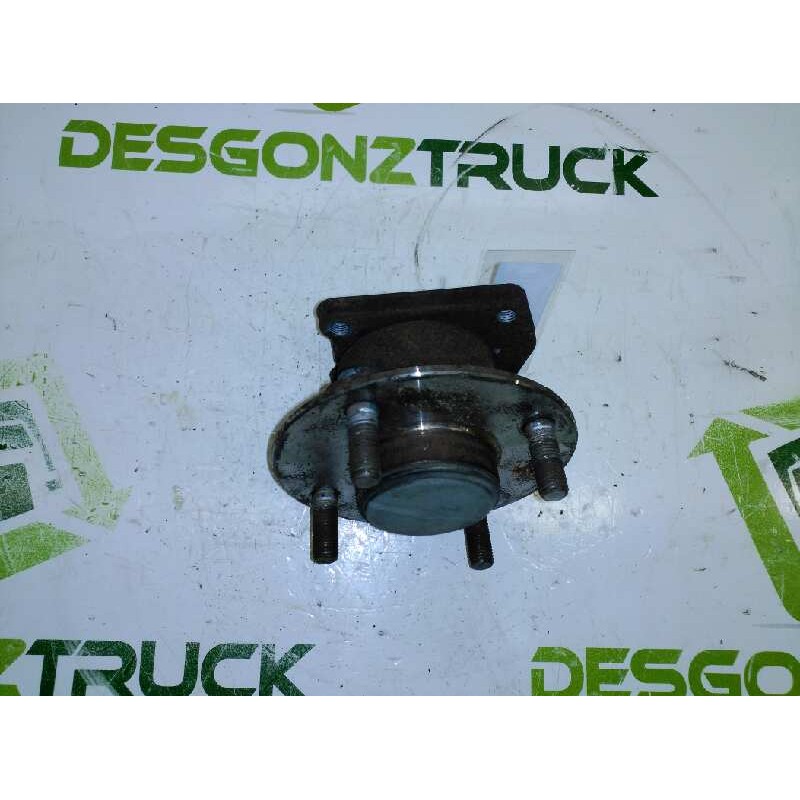 Recambio de buje trasero izquierdo para ford fiesta berlina ghia referencia OEM IAM 2