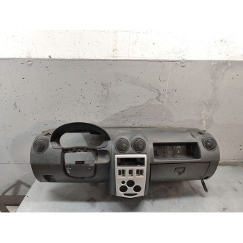 Recambio de salpicadero para dacia logan ambiance referencia OEM IAM   