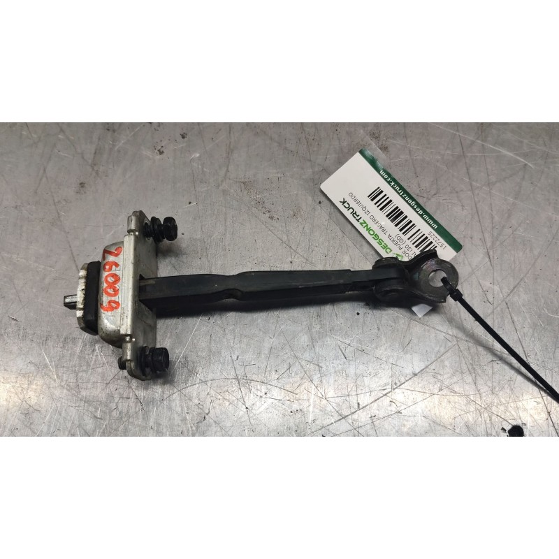 Recambio de retenedor puerta para hyundai i30 (gd) 1.6 crdi referencia OEM IAM   