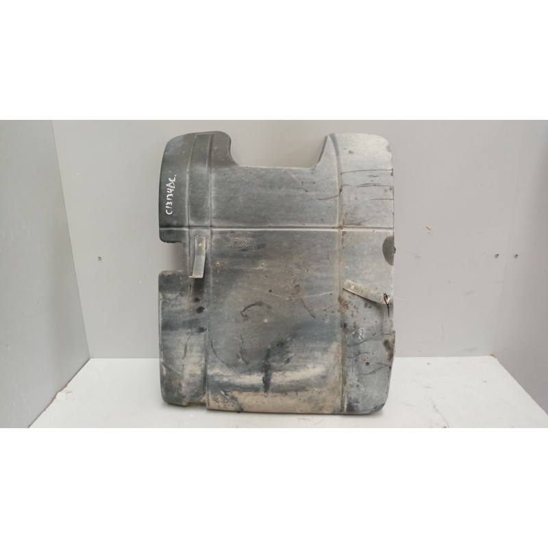Recambio de guardabarros delantero derecho para volvo fl xxx 7.2 diesel referencia OEM IAM 5010468448  