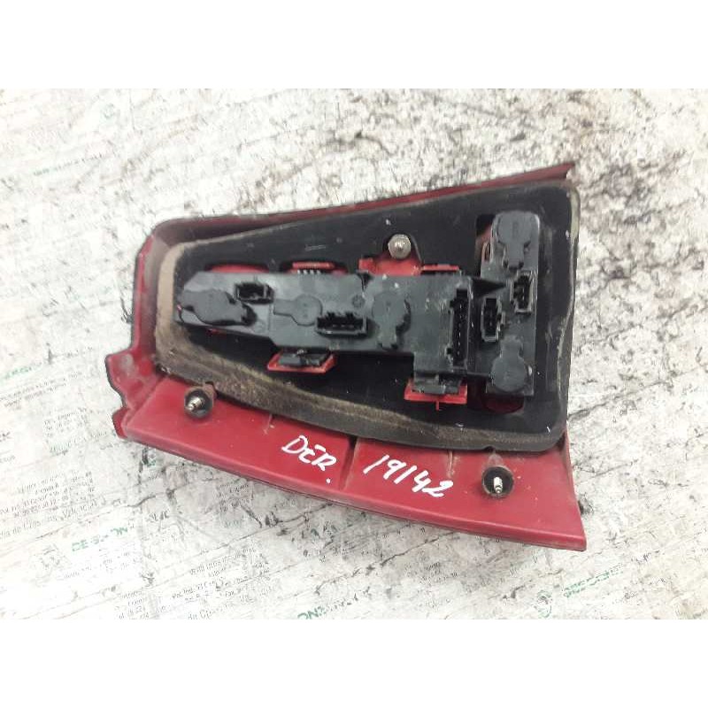 Recambio de piloto trasero derecho para volkswagen golf iv variant (1j5) soul referencia OEM IAM 2