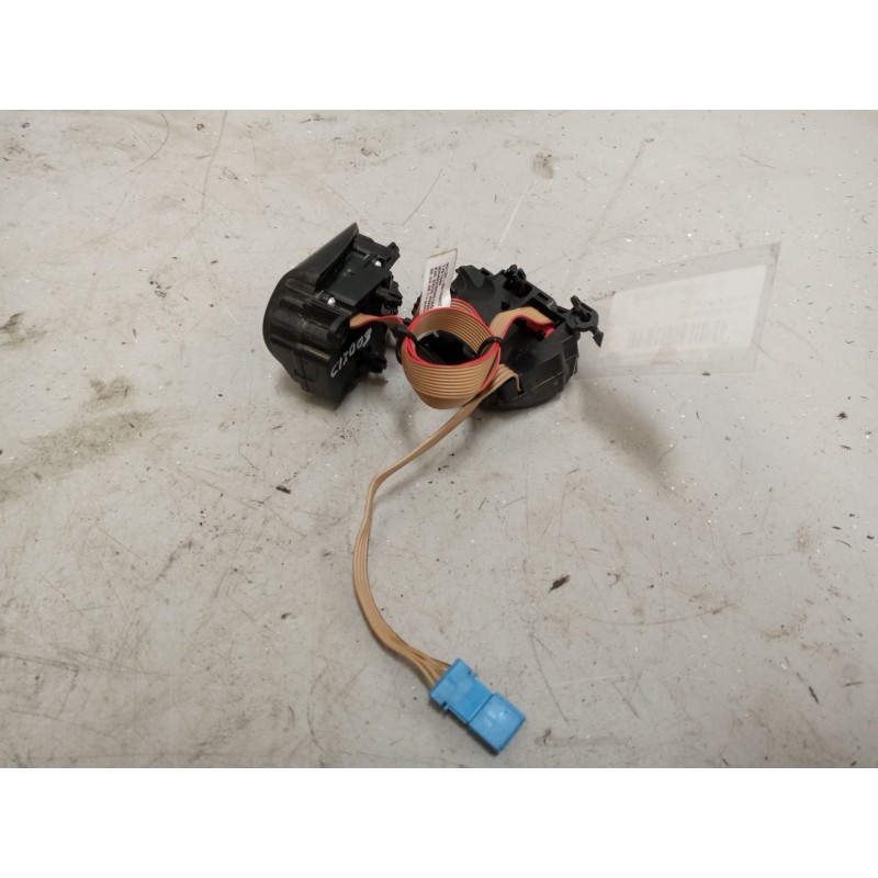 Recambio de mando volante para daf serie xf105.460 12.9 diesel referencia OEM IAM 1781448 - Blanco 2