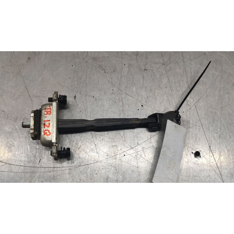 Recambio de retenedor puerta para hyundai i30 (gd) 1.6 crdi referencia OEM IAM 4