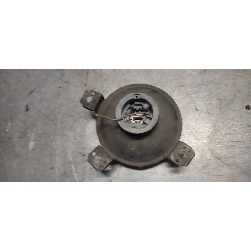 Recambio de faro derecho para volkswagen golf ii (191/193) 1.6 referencia OEM IAM 301131040 HELLA 2