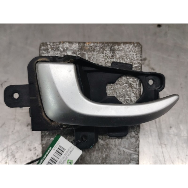 Recambio de maneta interior delantera derecha para hyundai i30 (gd) 1.6 crdi referencia OEM IAM 82613GD000  