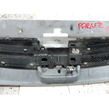Recambio de rejilla delantera central para peugeot partner (s2) combi plus referencia OEM IAM   