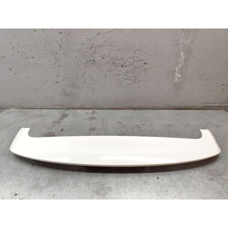 Recambio de aleron trasero para hyundai ix35 (lm, el, elh) 1.7 crdi referencia OEM IAM 872102Y000  