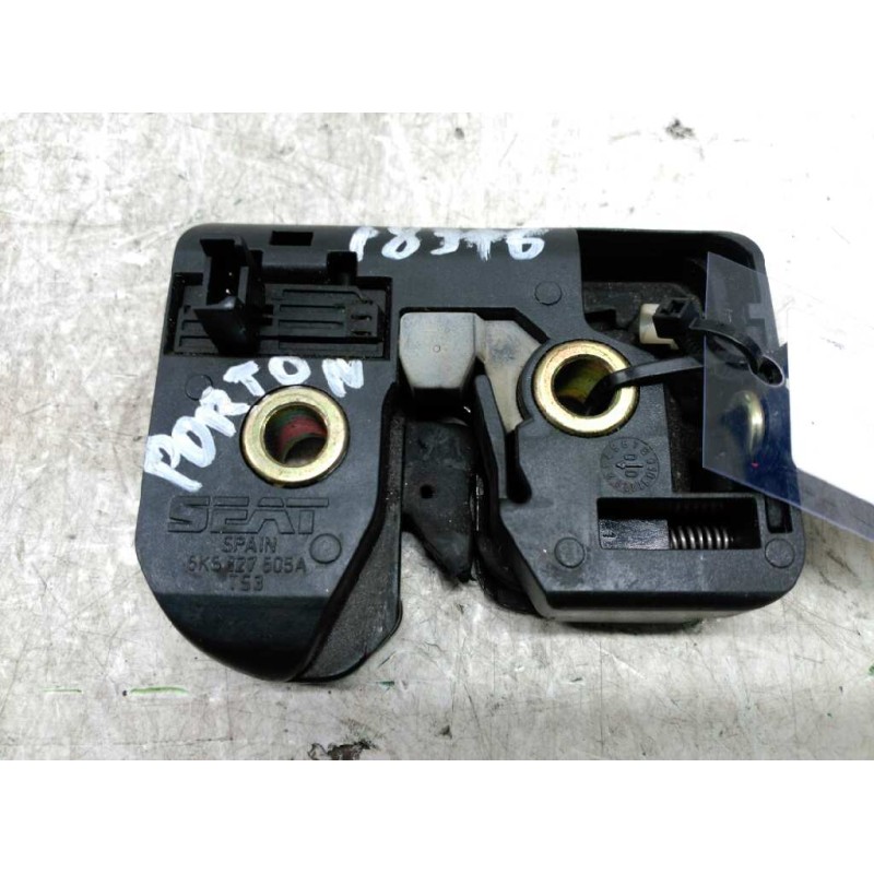 Recambio de cerradura maletero / porton para seat ibiza (6k1) sport referencia OEM IAM 6K6827505A - Rojo 2