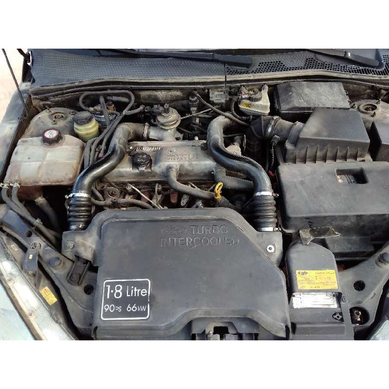 FORD FOCUS BERLINA (CAK)