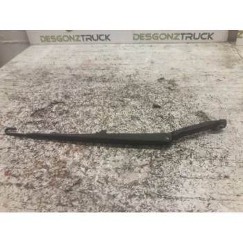 Recambio de brazo limpia delantero izquierdo para bmw serie 3 berlina (e46) 320d referencia OEM IAM   