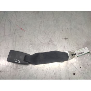 ENGANCHE DE CINTURON TRASERO CENTRAL B2000C 