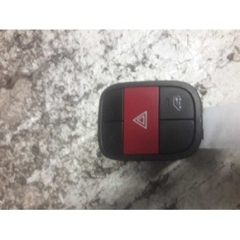 Recambio de warning para fiat fiorino referencia OEM IAM 07355952190 30280989 12 PINS