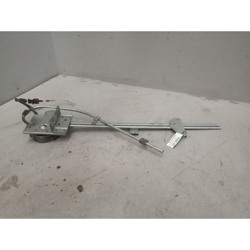 Recambio de elevalunas delantero derecho para renault magnum ab 2005 12.0 diesel referencia OEM IAM 5010468940  