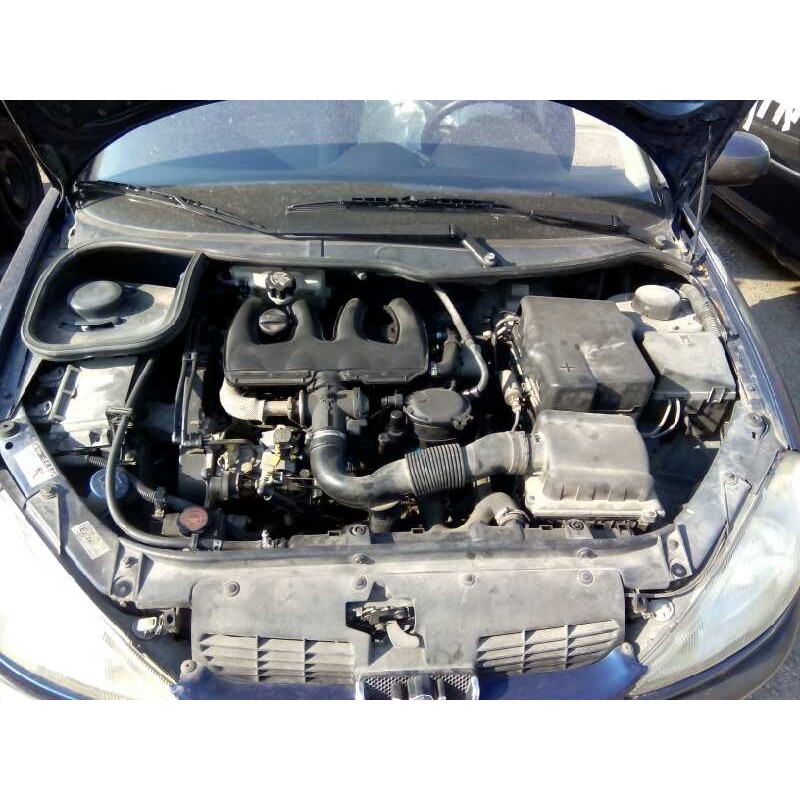 PEUGEOT 206 BERLINA