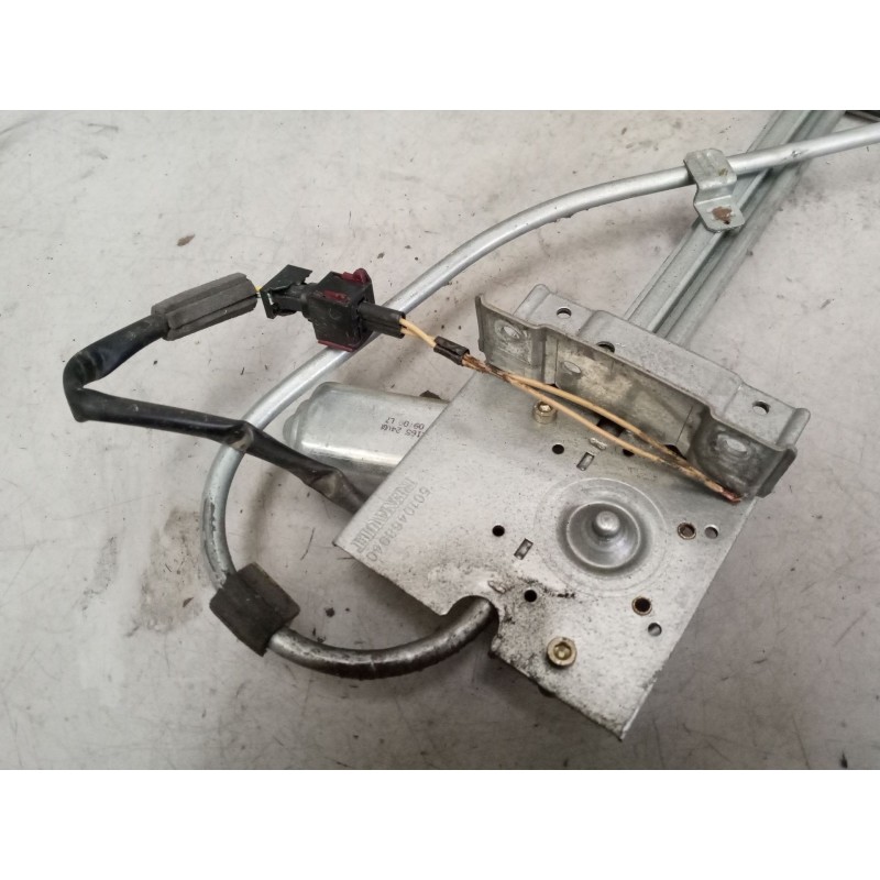 Recambio de elevalunas delantero derecho para renault magnum ab 2005 12.0 diesel referencia OEM IAM 5010468940 - Blanco 2