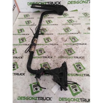 Recambio de brazo retrovisor izquierdo para renault premium route 2006 fas 4x2gv larga distancia referencia OEM IAM   