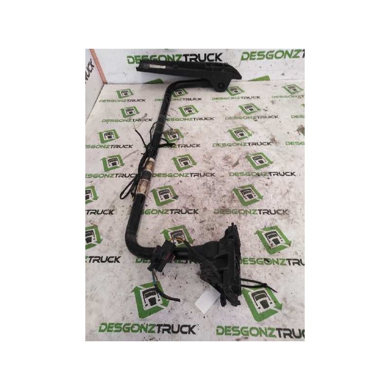 Recambio de brazo retrovisor izquierdo para renault premium route 2006 fas 4x2gv larga distancia referencia OEM IAM - Rojo 2