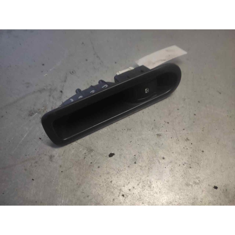 Recambio de mando elevalunas trasero izquierdo para renault scenic ii authentique referencia OEM IAM   6 PINS