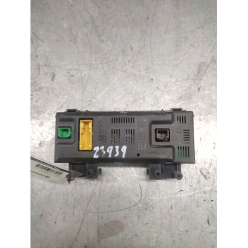 Recambio de mando climatizador para peugeot 307 berlina (s2) 1.6 hdi referencia OEM IAM 9646627977  