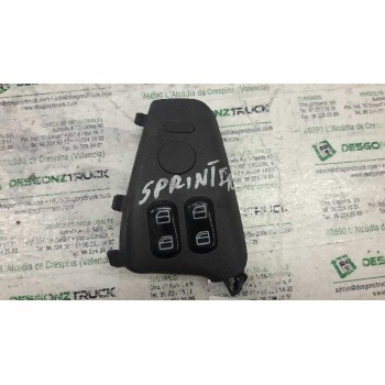 MANDO ELEVALUNAS DELANTERO IZQUIERDO A9017270728 
