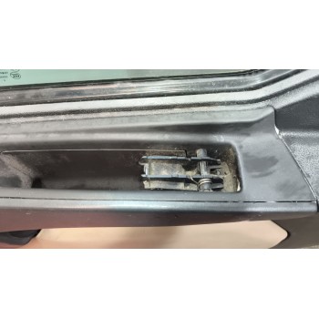 Recambio de puerta delantera derecha para renault midlum fg xxx.10    e4 cabina doble referencia OEM IAM 5600464824 5600464830 