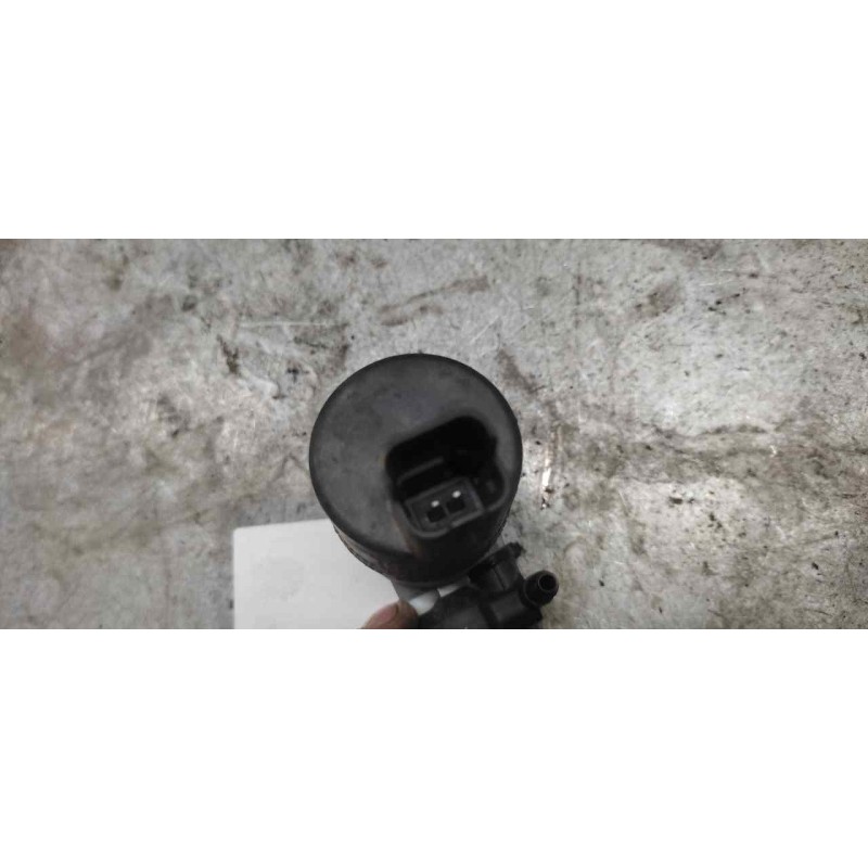 Recambio de bomba limpia para nissan qashqai (j11) acenta referencia OEM IAM 9641553880 2 PINS - Blanco 2