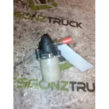Recambio de bomba limpia para nissan trucks l80.09 l80.14 referencia OEM IAM 80102  
