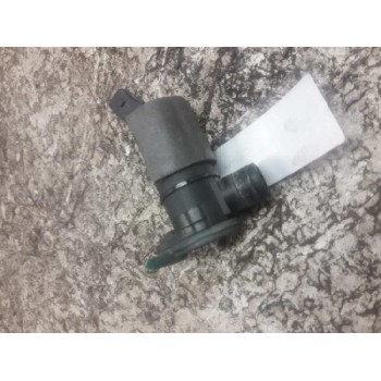 Recambio de bomba limpia para ford tourneo connect (tc7) familiar referencia OEM IAM 2S6T17K624BA 2 PINS 