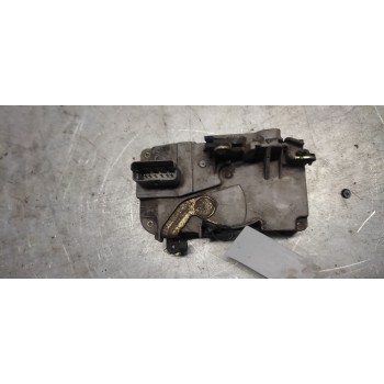 Recambio de cerradura puerta delantera derecha para peugeot 206 berlina xs referencia OEM IAM  6 PINS 