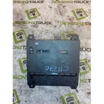 Recambio de caja reles / fusibles para nissan trucks l80.09 l80.14 referencia OEM IAM 168  