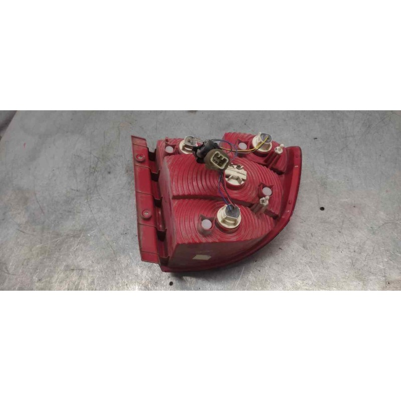 Recambio de piloto trasero derecho para daewoo kalos 1.4 se referencia OEM IAM - Gris 2