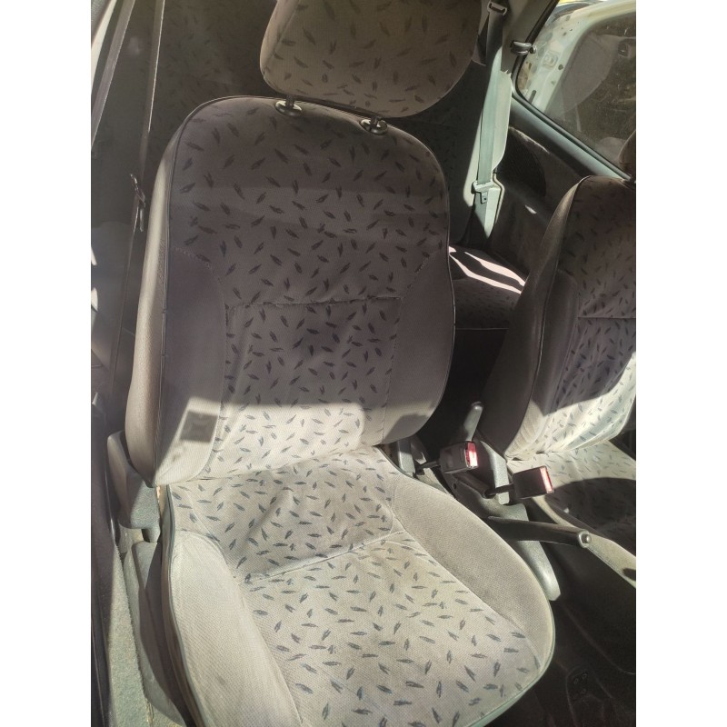 Recambio de asiento delantero derecho para citroën saxo 1.5 d sx referencia OEM IAM   