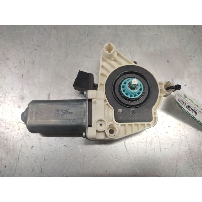 Recambio de motor elevalunas delantero izquierdo para mercedes-benz clase b (w245) 180 cdi (245.207) referencia OEM IAM A1698204