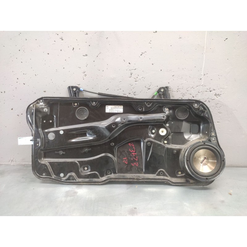 Recambio de elevalunas delantero izquierdo para volkswagen golf iv berlina (1j1) referencia OEM IAM 1J3837755  