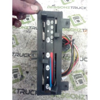 Recambio de mando calefaccion / aire acondicionado para nissan trucks l80.09 l80.14 referencia OEM IAM 810421263F  