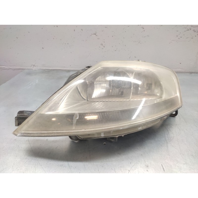 Recambio de faro izquierdo para citroën c3 1,6 16v exclusive referencia OEM IAM   