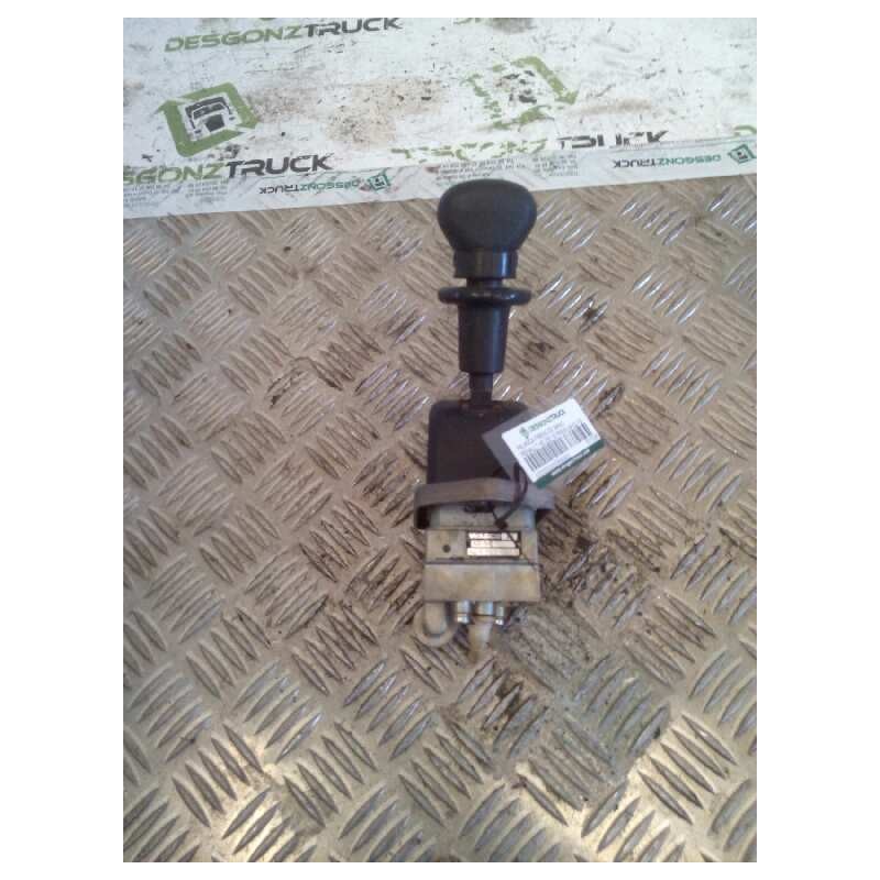 Recambio de palanca freno de mano para renault hd 250.18 premium e2 fg modelo 250.18 184 kw cabina para dormir referencia OEM IA