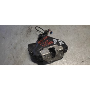 CERRADURA PUERTA TRASERA DERECHA 2117300635015 