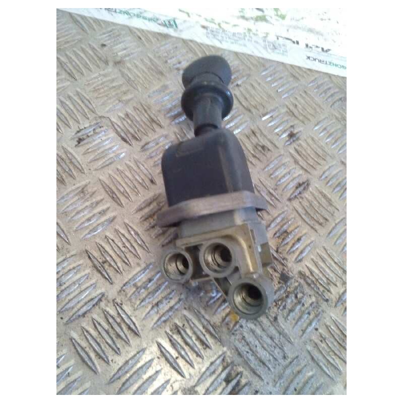 Recambio de palanca freno de mano para renault hd 250.18 premium e2 fg modelo 250.18 184 kw cabina para dormir referencia OEM IA 3